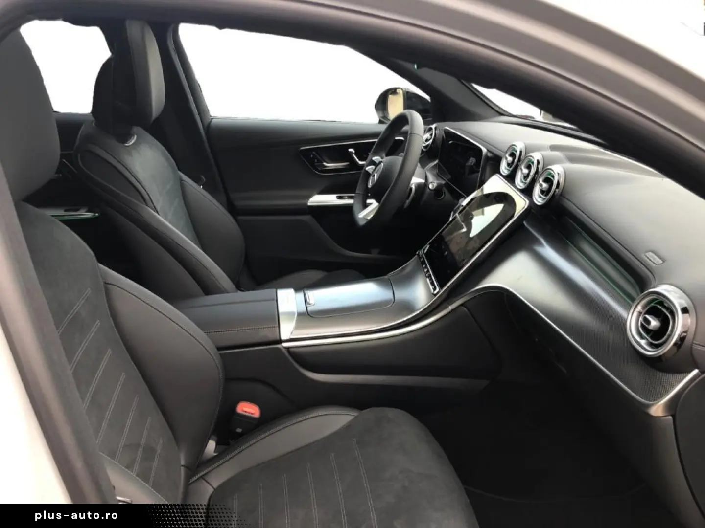 MERCEDES-BENZ GLC 300 4MATIC Coupe  AMGAdvancedPlus AHK Pano