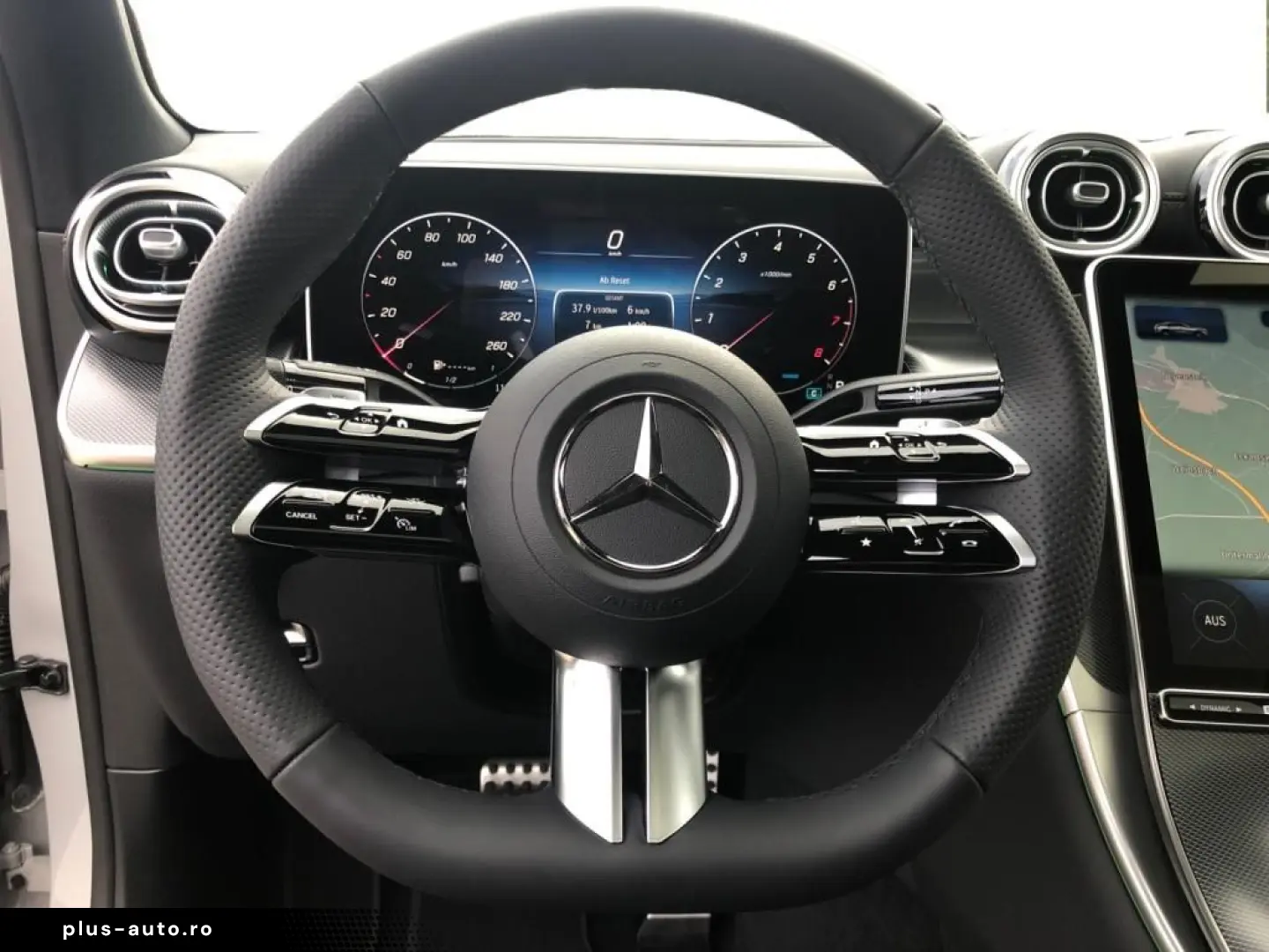 MERCEDES-BENZ GLC 300 4MATIC Coupe  AMGAdvancedPlus AHK Pano