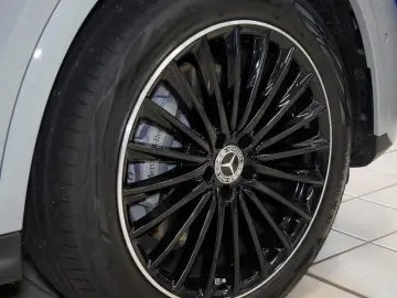 MERCEDES-BENZ GLC 300 d 4M Coupé   AMG BURM NIGHT MEMO 360