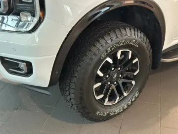 FORD Ranger Platinium e-4WD 3.0 V6 Bang&Olufsen LED