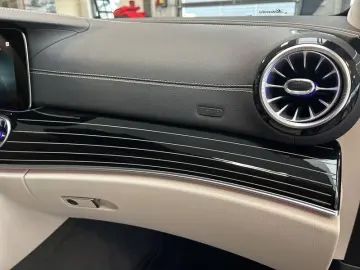 MERCEDES-BENZ CLS 450 4M AMG HUD BURMESTER 360  KAMERA MULTI