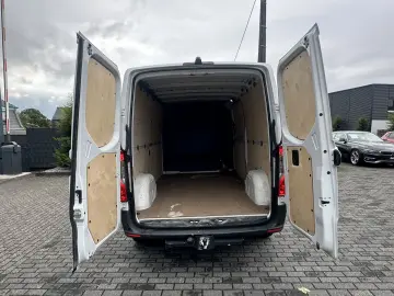 MERCEDES-BENZ Sprinter 211 CDI WORKER Plus L2 HECKTÜR 180