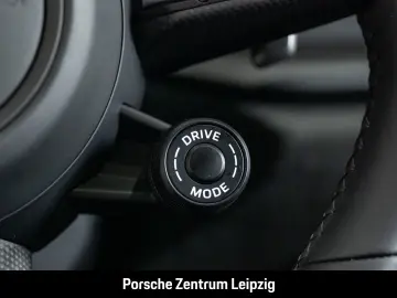 PORSCHE 992 911 Carrera 4 GTS HA-Lenkung InnoDrive Lift