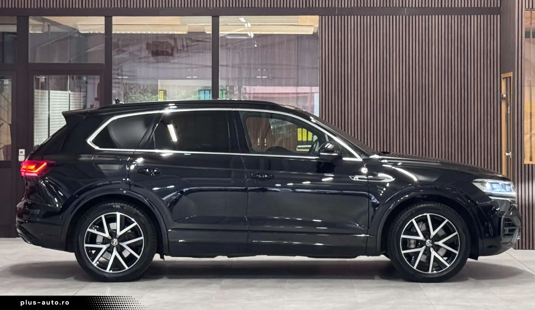 VW Touareg R-Line 4Motion Allradlenkung 360 Softclo