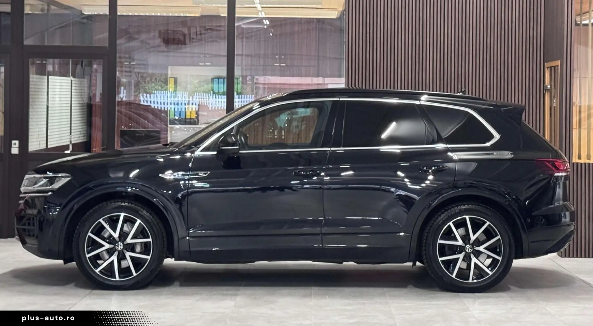 VW Touareg R-Line 4Motion Allradlenkung 360 Softclo