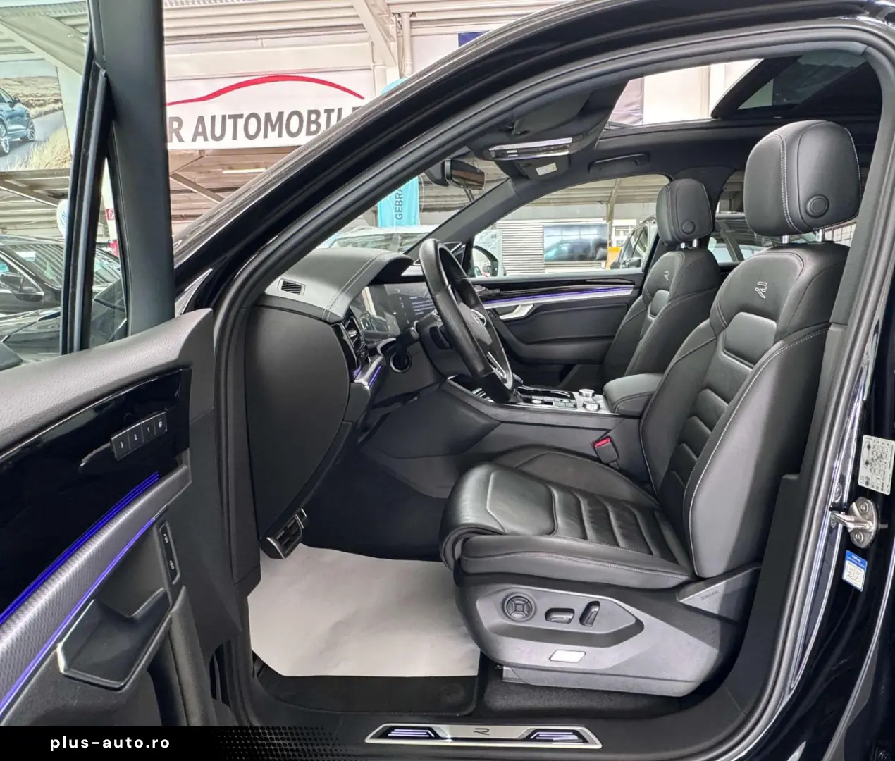 VW Touareg R-Line 4Motion Allradlenkung 360 Softclo