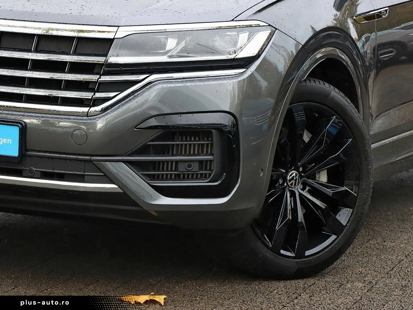 VW Touareg R-Line 3.0 V6 TSI 4MOTION LEDER AHK LUFT