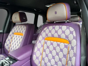 ROLLS ROYCE Cullinan Black Badge ShootingStar Massage 23