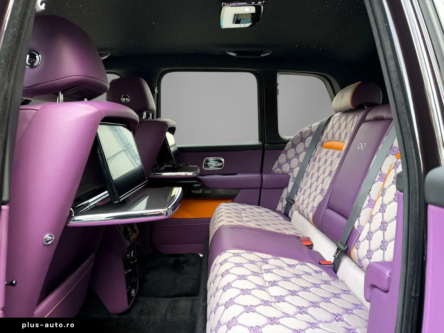 ROLLS ROYCE Cullinan Black Badge ShootingStar Massage 23