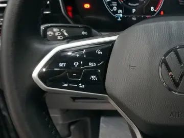 VW Touareg 3.0 TSI R-Line 4Mot. NIGHT STDHZ AHK AIR