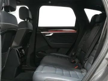 VW Touareg 3.0 TSI R-Line 4Mot. NIGHT STDHZ AHK AIR