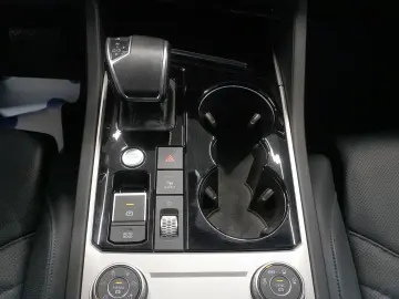 VW Touareg 3.0 TSI R-Line 4Mot. NIGHT STDHZ AHK AIR