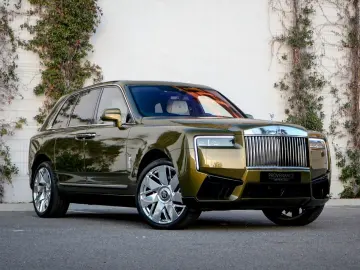 ROLLS ROYCE Cullinan -