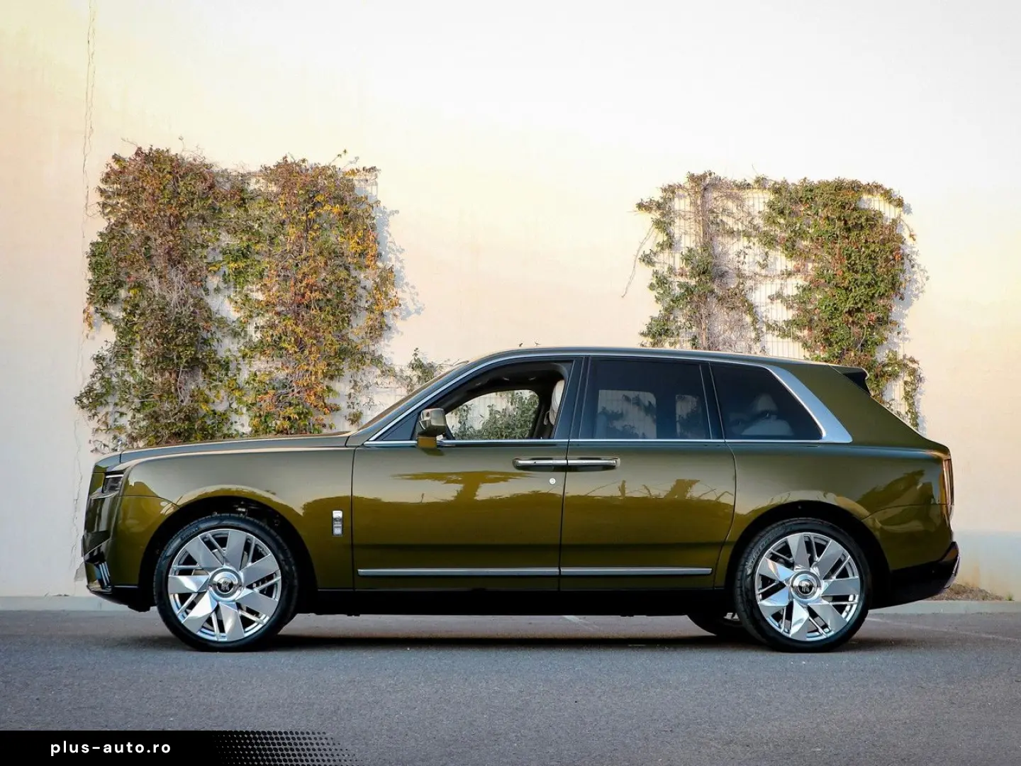 ROLLS ROYCE Cullinan -