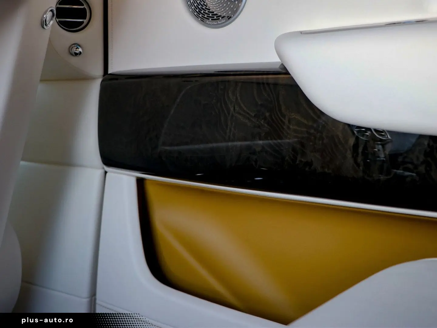 ROLLS ROYCE Cullinan -