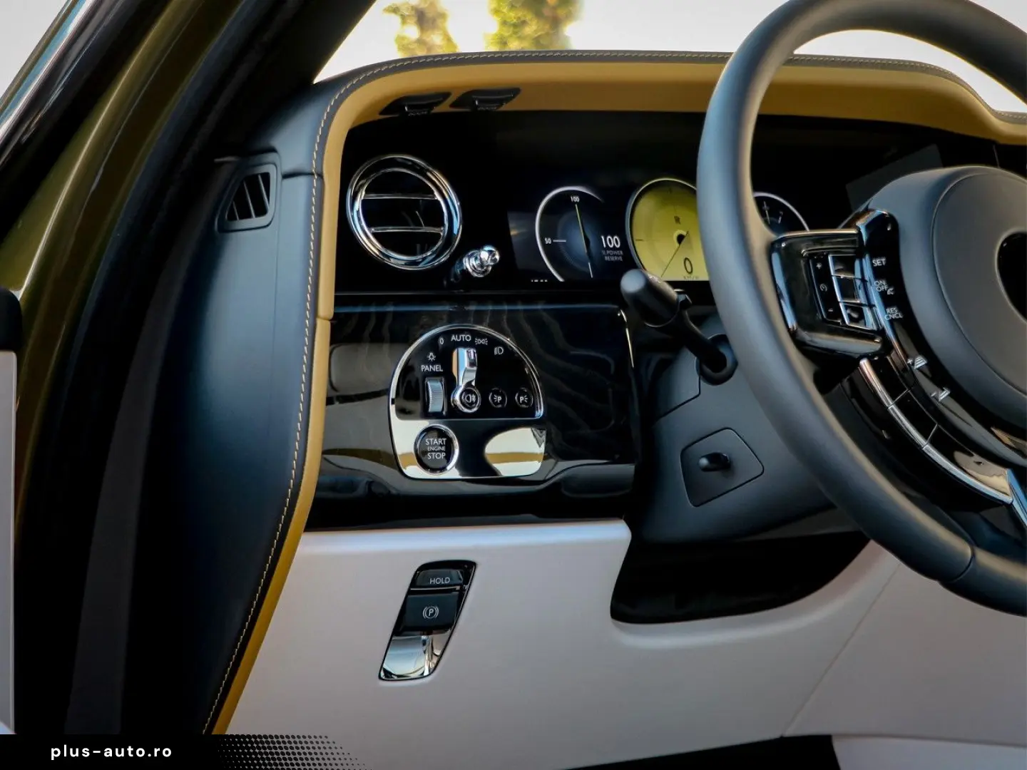 ROLLS ROYCE Cullinan -