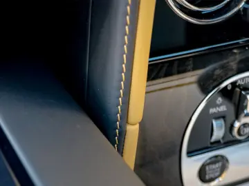 ROLLS ROYCE Cullinan -