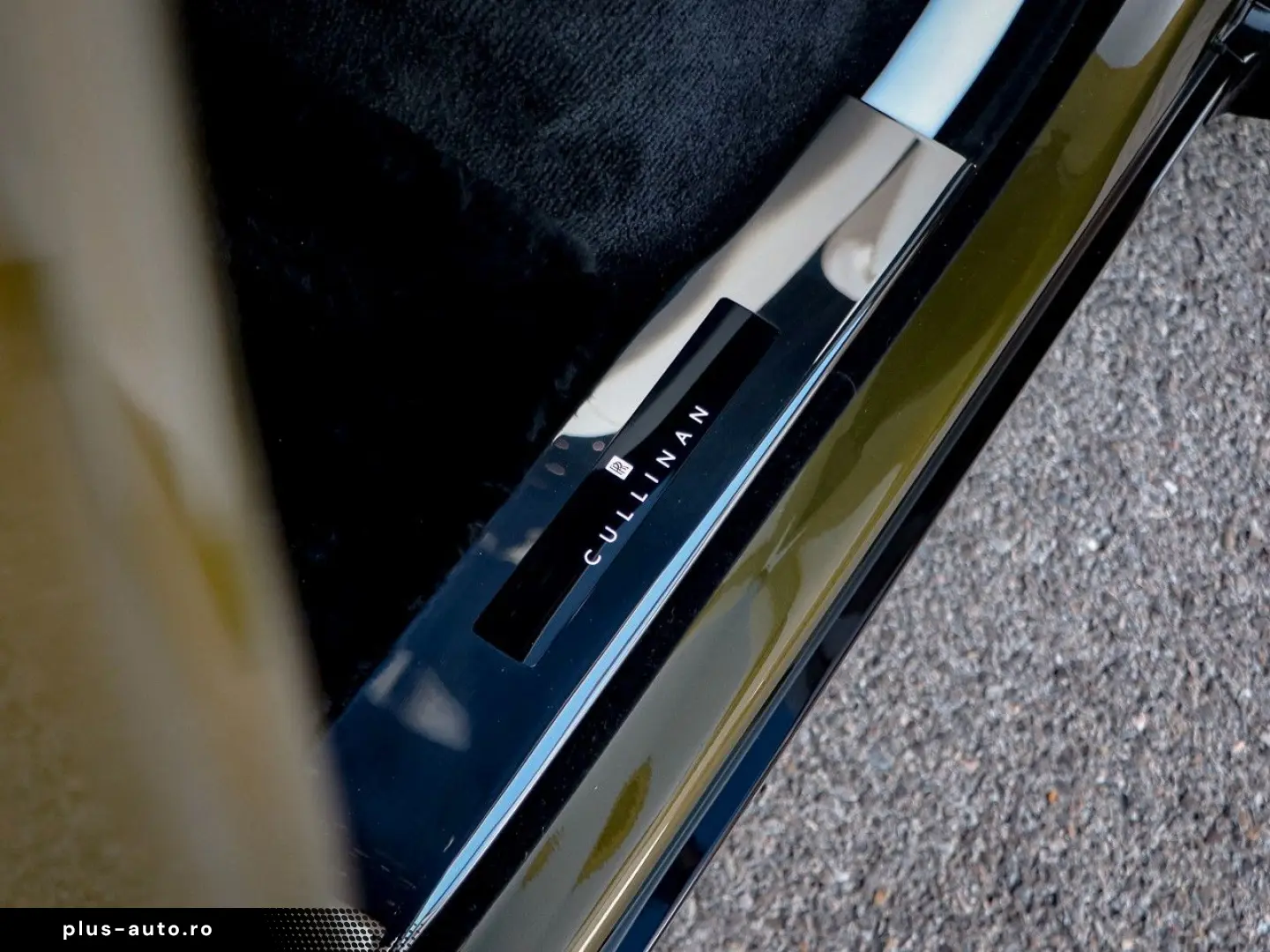 ROLLS ROYCE Cullinan -