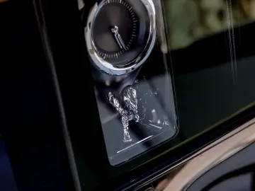 ROLLS ROYCE Cullinan -