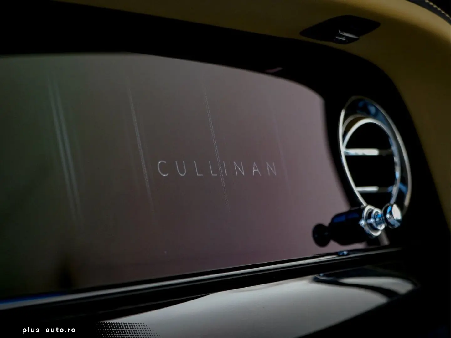 ROLLS ROYCE Cullinan -