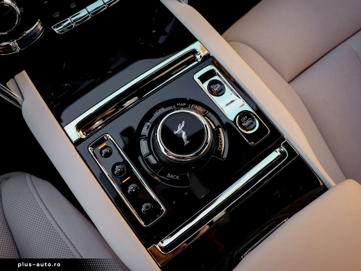 ROLLS ROYCE Cullinan -