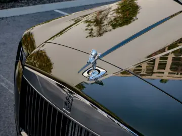 ROLLS ROYCE Cullinan -