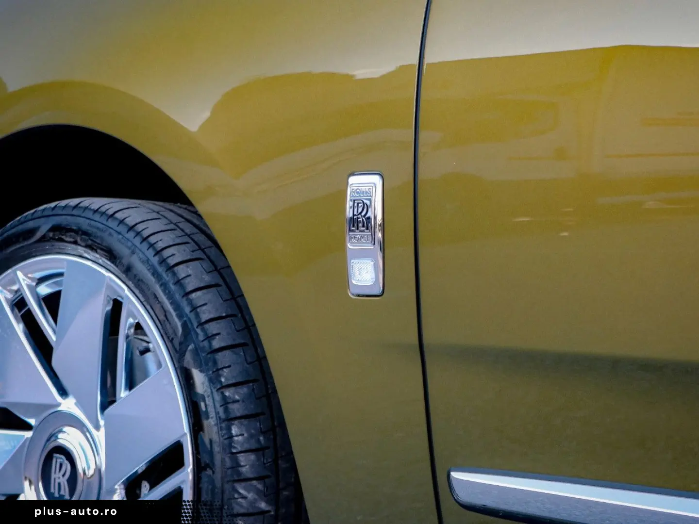 ROLLS ROYCE Cullinan -