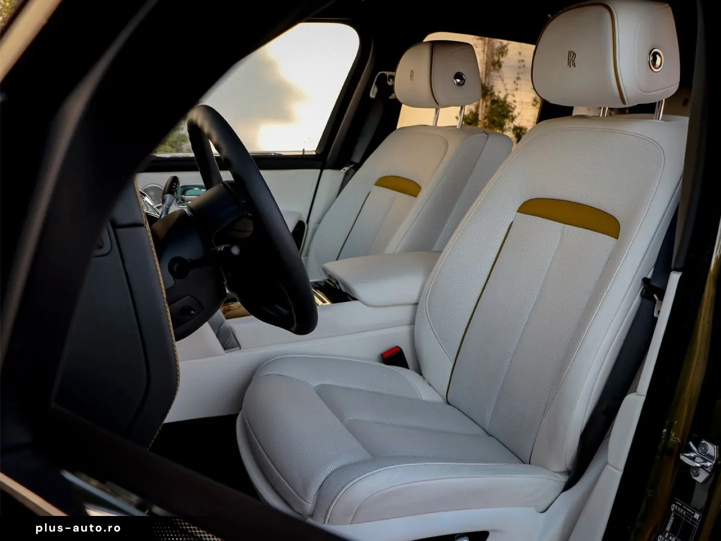 ROLLS ROYCE Cullinan -