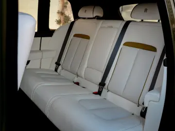 ROLLS ROYCE Cullinan -