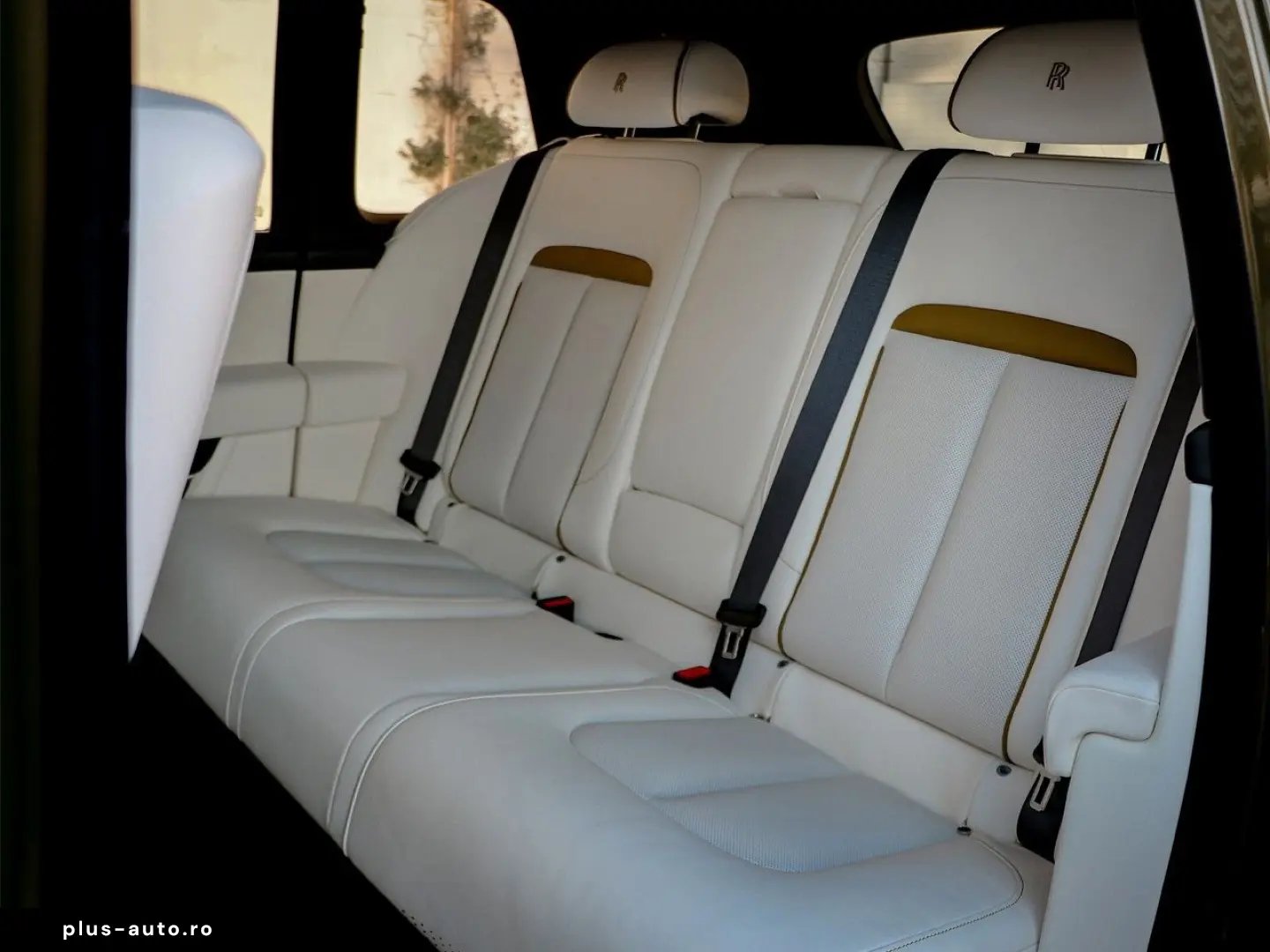 ROLLS ROYCE Cullinan -