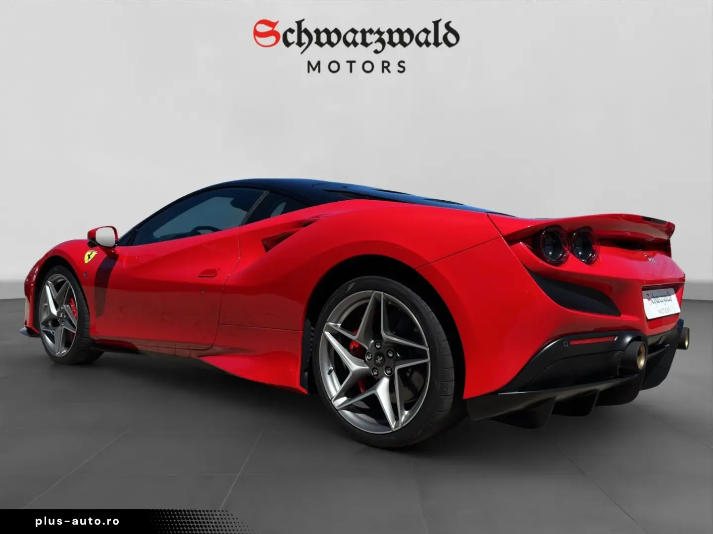 FERRARI Rosso Corsa Lift Kamera PDC Carbon