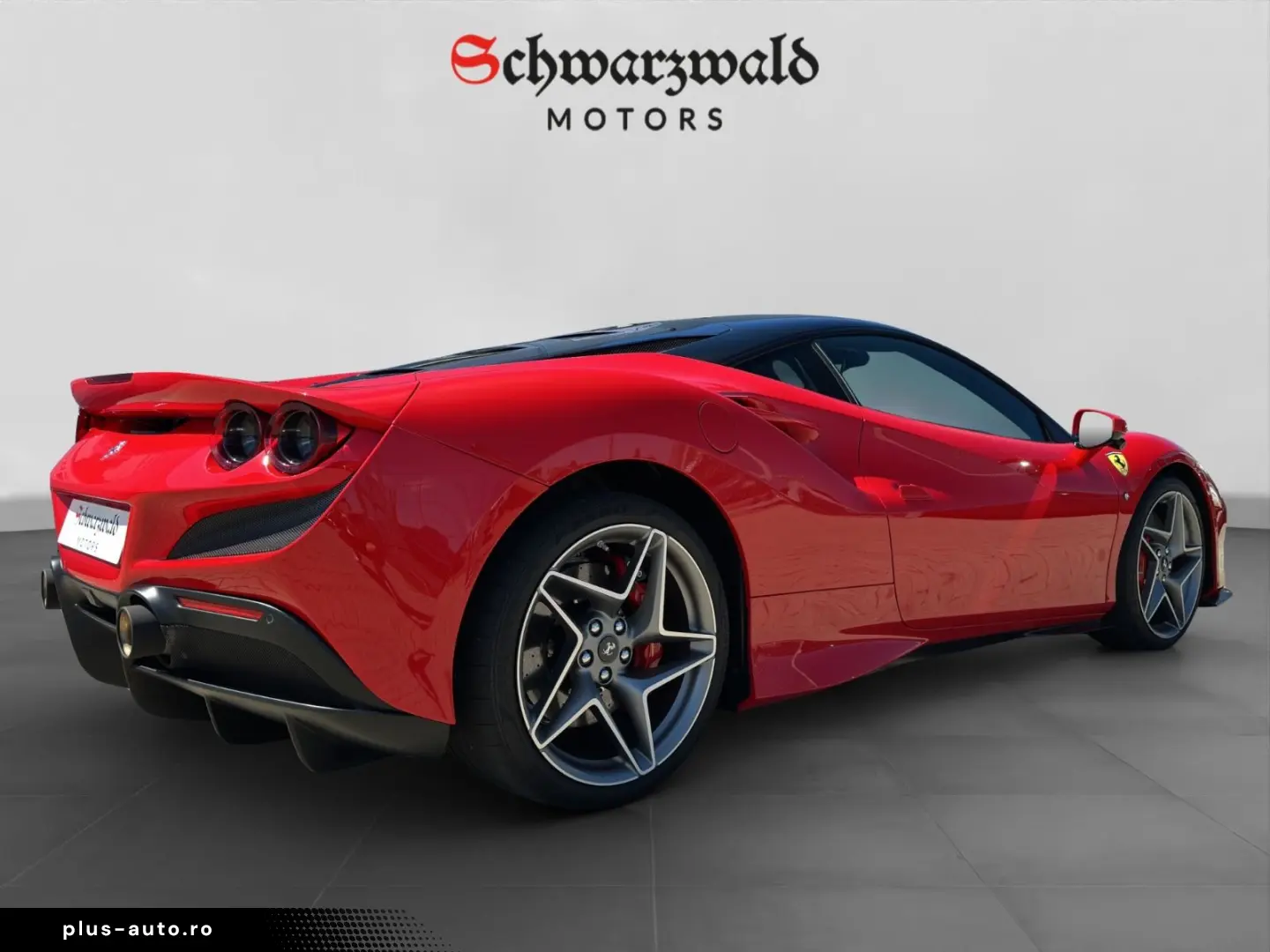 FERRARI Rosso Corsa Lift Kamera PDC Carbon