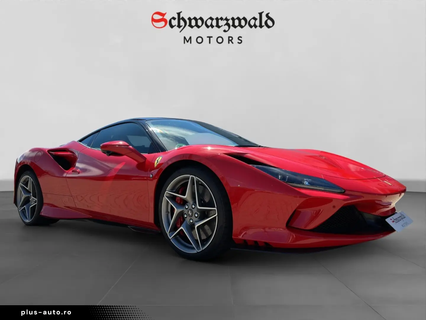 FERRARI Rosso Corsa Lift Kamera PDC Carbon