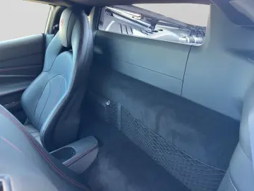 FERRARI Rosso Corsa Lift Kamera PDC Carbon