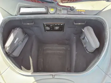 FERRARI Rosso Corsa Lift Kamera PDC Carbon