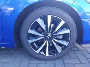 HONDA Civic 2 0 e HEV Advance Sport Paket Navi LED