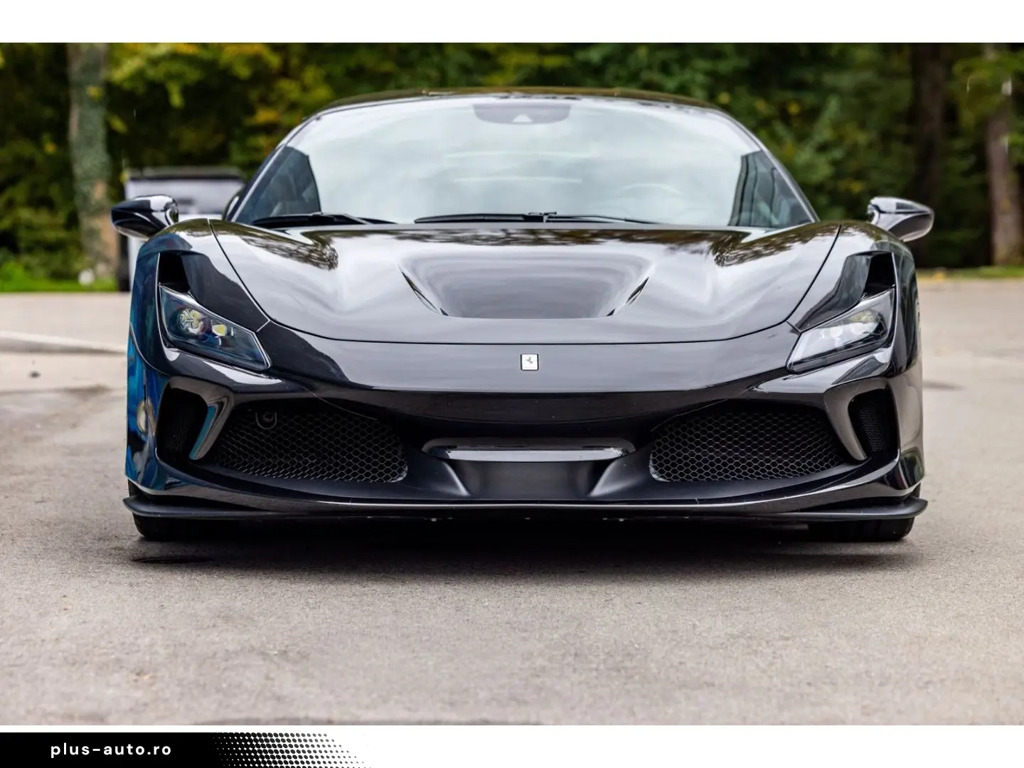 FERRARI F8 Tributo 1. Hand Carbon Rennsitze
