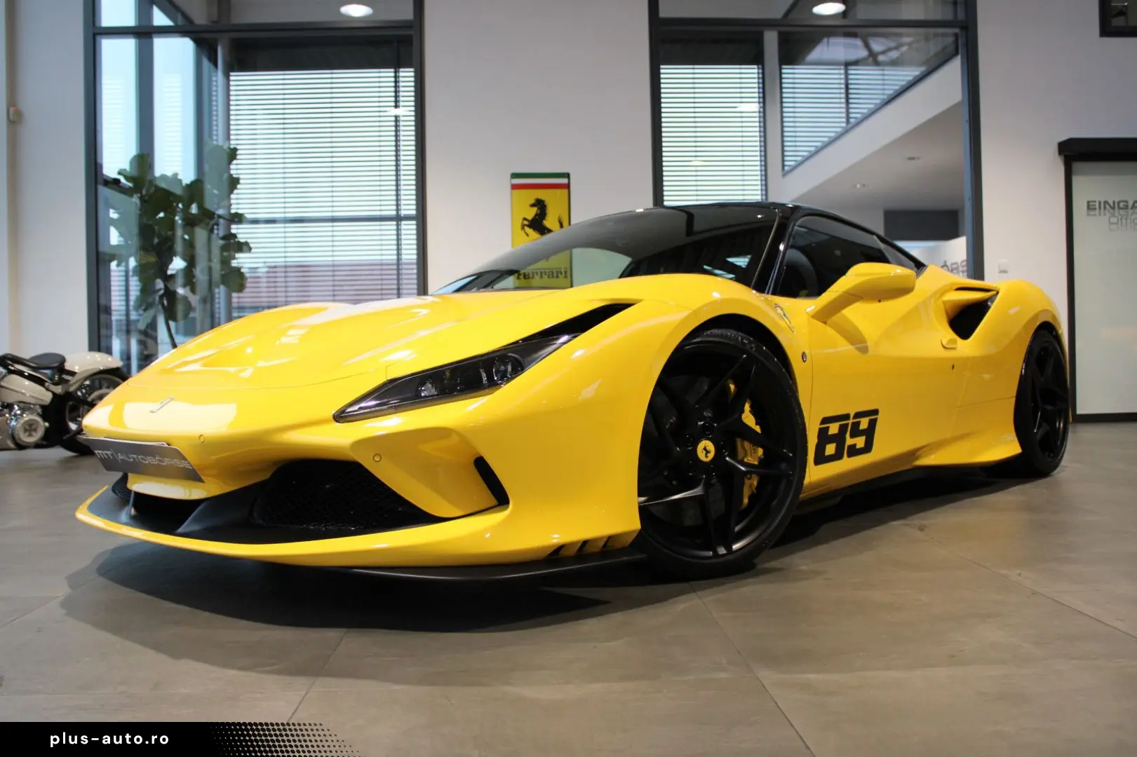 FERRARI F8 TRIBUTO COUPE GIALLO