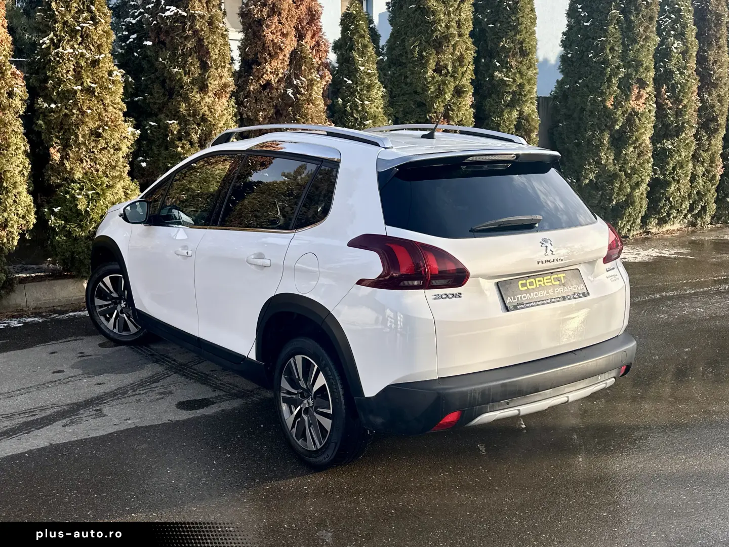 Peugeot 2008   2017  navigatie  136.000 km  garantie  rate