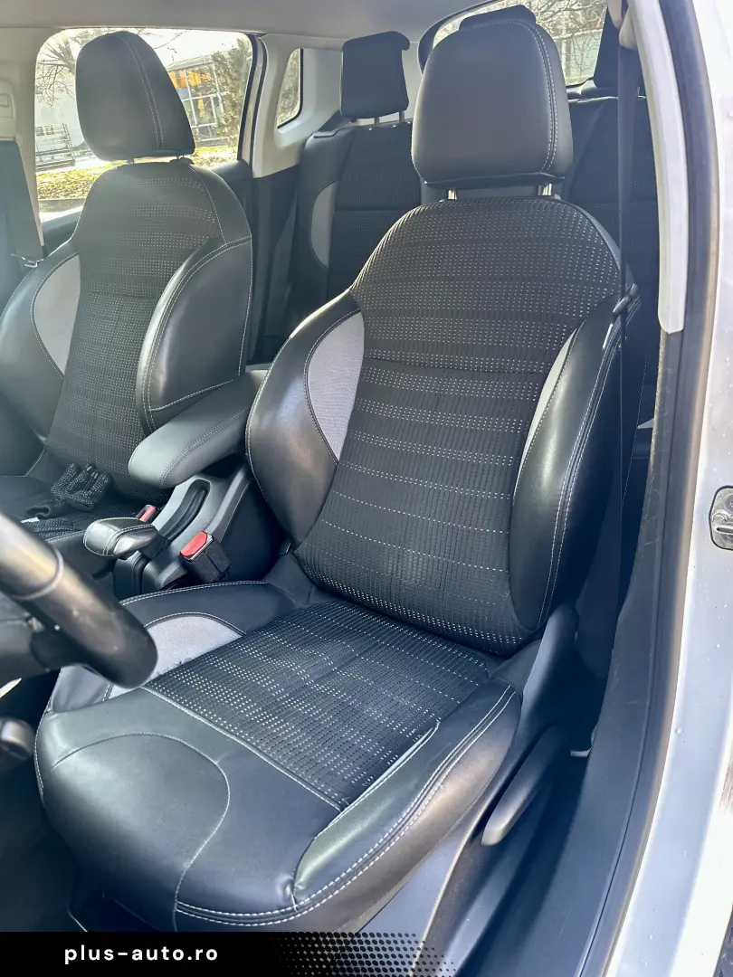 Peugeot 2008   2017  navigatie  136.000 km  garantie  rate