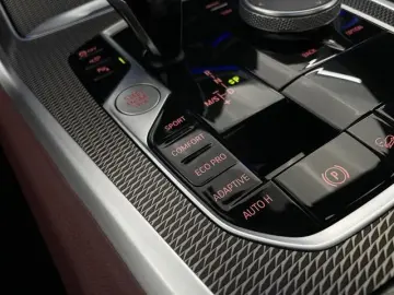 BMW X6 xDrive 40d M SPORT PANO-SKY 22Z 360 MASSAGE