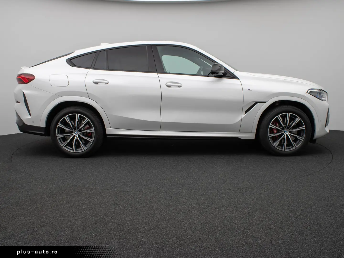 BMW X6 xD40d M Sport Panorama 360 Laser HUD DisplKey