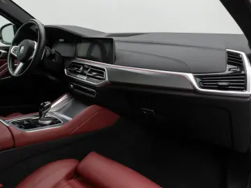 BMW X6 xD40d M Sport Panorama 360 Laser HUD DisplKey