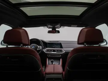 BMW X6 xD40d M Sport Panorama 360 Laser HUD DisplKey