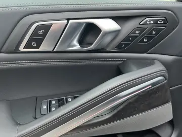 BMW X6 xDrive40d M Sport NP 132.600 - Laser AHK Glas