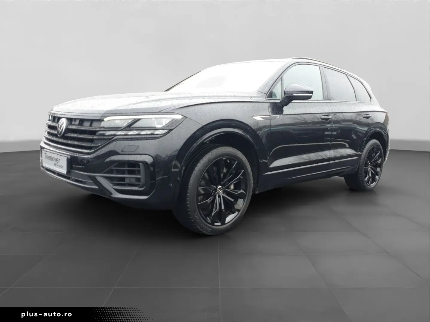 VW Touareg 3.0 TSI R-LINE BLACK LM21 PANO ST.HEIZ L