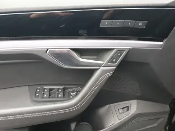 VW Touareg 3.0 TSI R-LINE BLACK LM21 PANO ST.HEIZ L