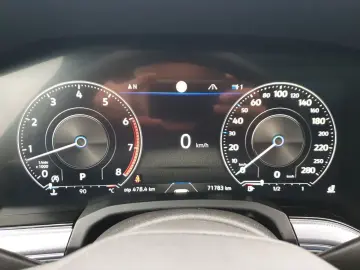 VW Touareg 3.0 TSI R-LINE BLACK LM21 PANO ST.HEIZ L