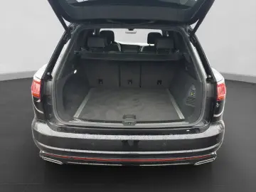 VW Touareg 3.0 TSI R-LINE BLACK LM21 PANO ST.HEIZ L