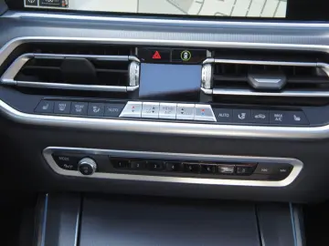 BMW X5 45e xLine LASER LEDER Pano AHK 20z NP99K
